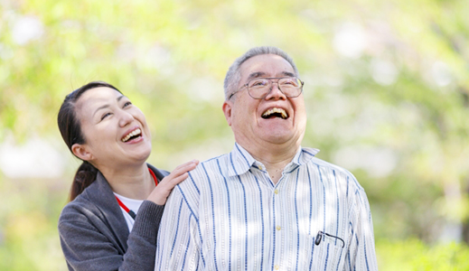 介護士と老人